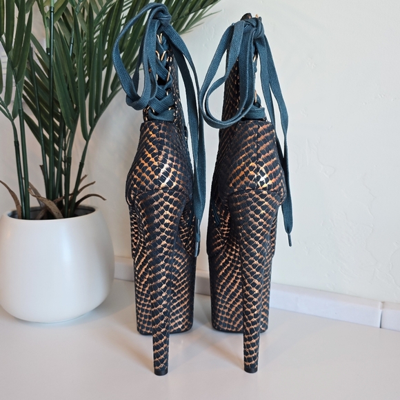 NWOB Hella Heels Khaleesi Open Toe Corset Boot 8" Heel Metallic Faux Suede - Picture 7 of 12